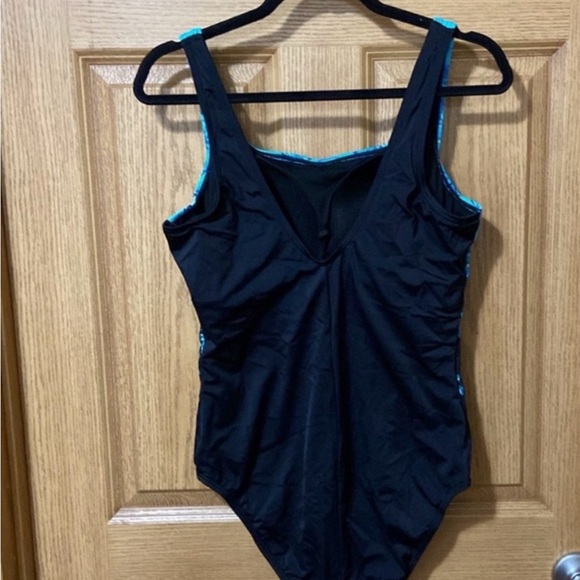 Nwt Chlorine Resistant Tank Style Swimsuits For All 1 Piece Sporty plus size 24 - Picture 4 of 5